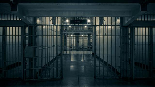 $2M Crypto Theft: Pump.fun Ex-Dev Jailed, Faces 10 Years